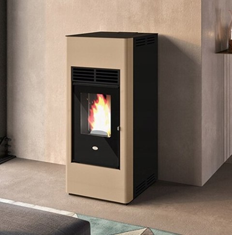 Piec na pellet Eva Calor Karina 9kW z pilotem Piec na pellet Eva Calor Karina 9kW z pilotem