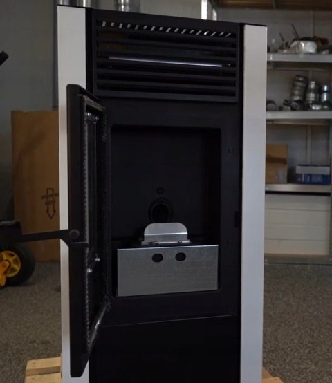 Piec piecyk na pellet Marisa 9kW AUTOMAT z pilotem DGP